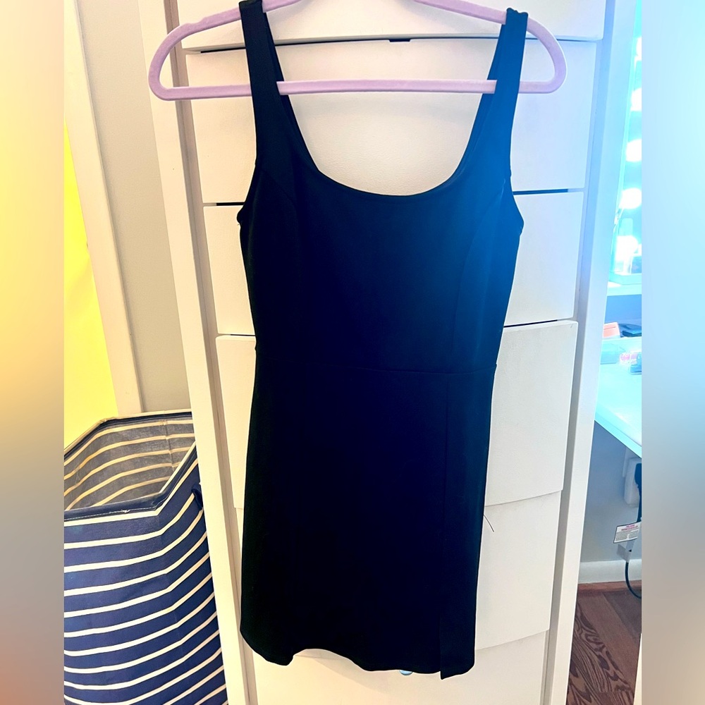 Lulu’s Little Black Dress